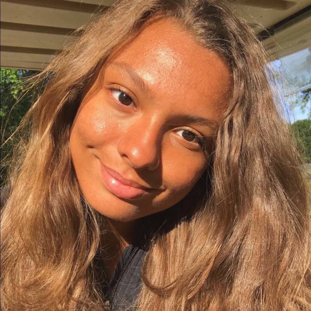 Meet your Posher, Chey